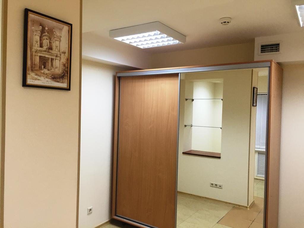 Westend Hostel Kiev Rum bild
