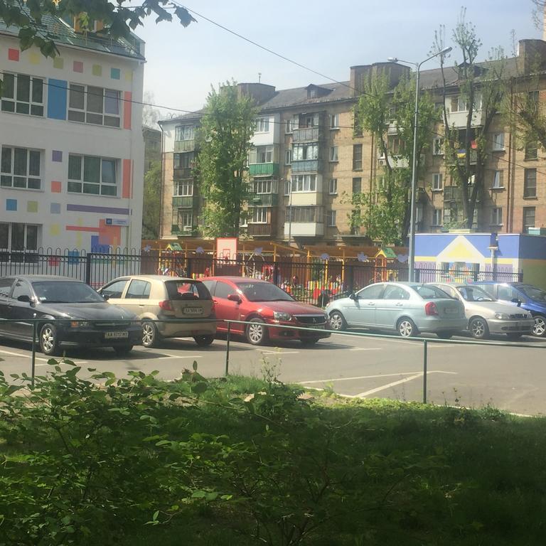 Westend Hostel Kiev Exteriör bild